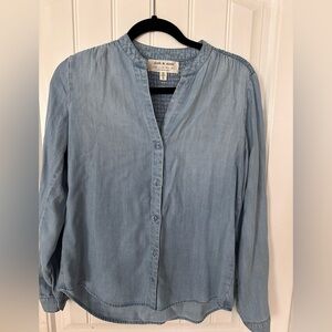 Cloth & Stone by Anthropologie 
 Blue  Shirt V Neck Button Down XS